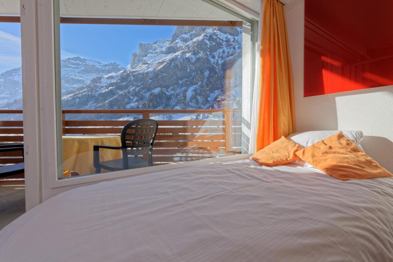 Studio mit Balkon